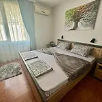 Apartament дани и мони Święty Włas